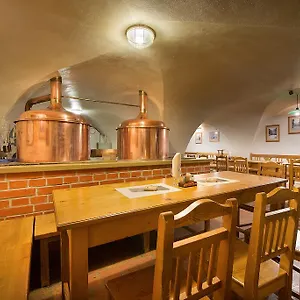 U Medvidku-brewery 3* פראג